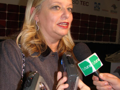 Laura Laganá dá detalhes do Telecurso TEC.