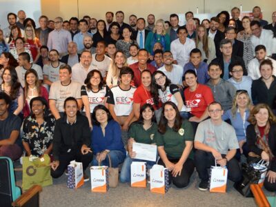 Autores dos projetos vencedores de 2017 receberam certificados e prêmios das empresas parceiras | Foto: Divulgação