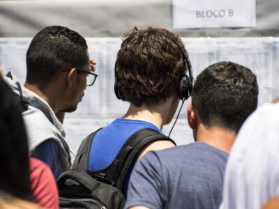 Perderá direito à vaga quem não fizer a matrícula na data determinada ou não apresentar os documentos exigidos | Foto: Gastão Guedes