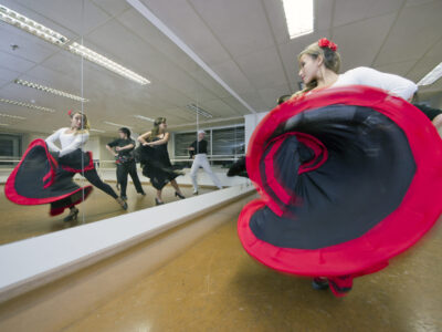 As Escolas Técnicas vão disponibilizar computador ao candidato que não tiver acesso à internet l Foto: Gastão Guedes
