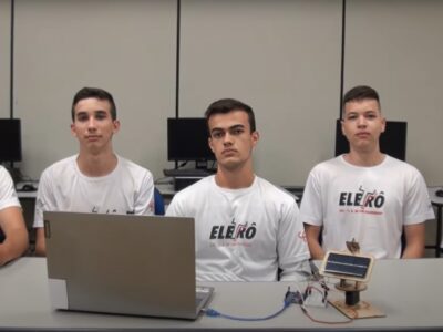Alunos da Etec João Baptista de Lima Figueiredo apresentam o protótipo do “Perseguidor Solar” l Foto: Divulgação