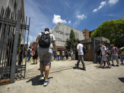 Programa oferece mais de mil bolsas divididas em duas categorias l Foto: Gastão Guedes