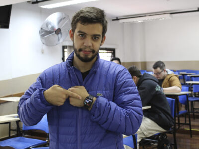 Interessados devem ter atenção ao horário limite para o preenchimento da ficha cadastral | Foto: Roberto Sungi