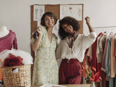 O empreendedorismo feminino foi o tema de pesquisa predominante das alunas de três Fatecs apresentado em congresso português. Foto: lokstudio - Freepik