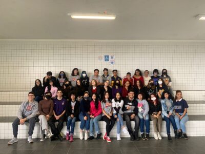 Alunos da Escola Técnica Estadual de Praia Grande buscam mobilizar a comunidade para conseguir doações | Foto: Divulgação