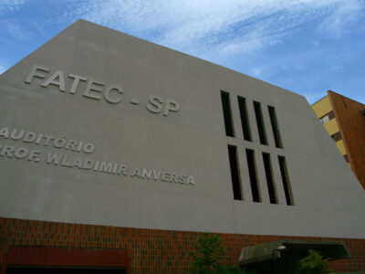 Estudantes e professores de eletrônica e profissionais da área têm até 18 de novembro para se inscrever l Foto: Gastão Guedes