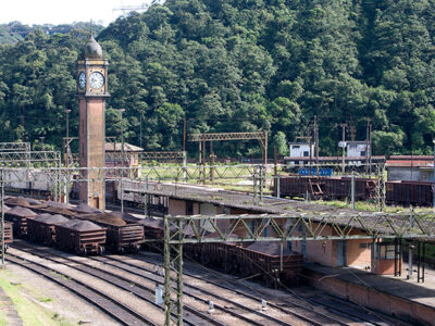 Vila histórica de Paranapiacaba, construída para abrigar os funcionários da antiga companhia de trens São Paulo Railway, é um dos pontos de visitação da cidade - Foto: Rubens Chir