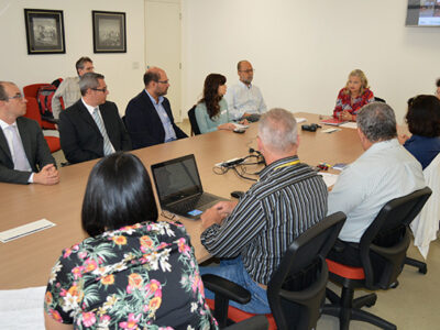 Laura Laganá destacou contribuição da formação técnica para inovação, atualização de processos e aumento da competividade da indústria do vidro - Foto: Divulgação