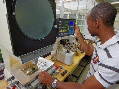 Curso de Automação Industrial da Fatec Osasco – Pref. Hirant Sanazar está entre os destaques do Enade - Foto: Gastão Guedes