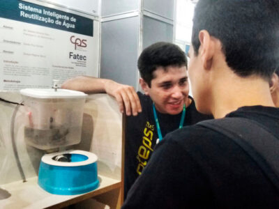 Sistema inteligente reutiliza água do banho para descarga do vaso sanitário - Foto: Divulgação