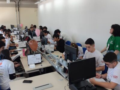 Em 2022, a final foi disputada em Santana de Parnaíba, com participação de 160 estudantes, divididos em 54 equipes l Foto: Divulgação