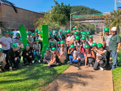 Turma visitou também a área externa da fábrica, que impressionou alunos pela presença de fauna e flora I Foto: Divulgação