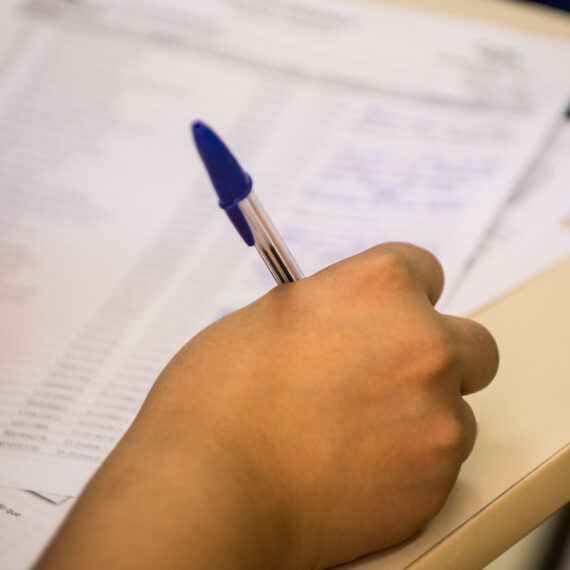 Ao todo, mais de 594 mil estudantes participaram da avaliação, sendo 146,5 mil futuros tecnólogos | Foto: Roberto Sungi