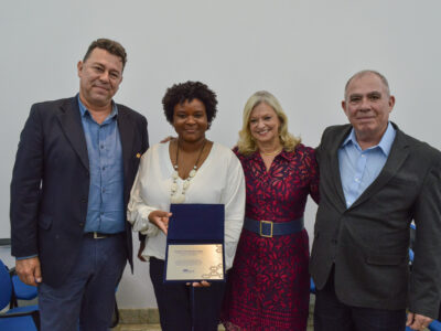 André Luiz Braun Galvão, Ana Claudia Cabral, Laura Laganá e Rafael Ferreira Alves na cerimônia de premiação l Foto: Roberto Sungi