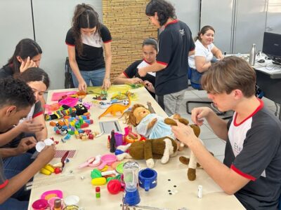 Atividade tem objetivos de promover desenvolvimento da empatia e conscientizar sobre importância das ações sociais| Foto: Divulgação