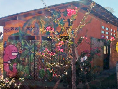 Tudo na Ameipas foi construído por meio de doações e trabalho das fundadoras Vivian e Jéssica | Foto: Divulgação