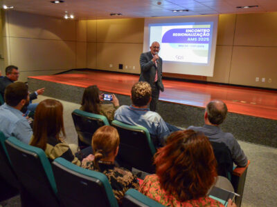 Encontro na sede do CPS reuniu equipes regionais e coordenadorias para discutir ações e resultados do AMS | Foto: Roberto Sungi