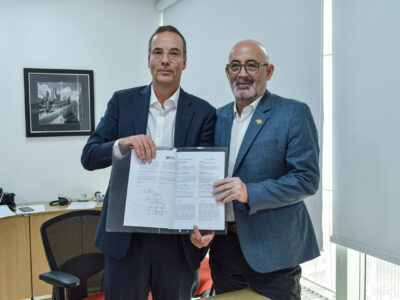 McDonald e Dias assinaram proposta de trabalho para formalização de acordo de cooperação entre as duas instituições l Foto: Roberto Sungi