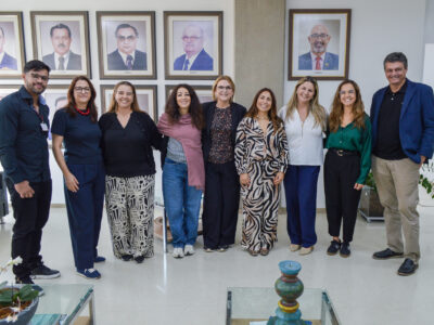 Marta Iglesis, ao centro, é ladeada por representantes dos Institutos Politécnicos portugueses | Foto: Roberto Sungi