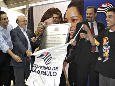 Governador descerra placa da nova Etec, parceria entre a Fundação Prefeito Faria Lima - Cepam e o Centro Paula Souza - Foto: Milton Michida