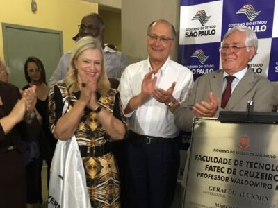 Após o evento, governador conheceu as instalações da faculdade | Foto: Divulgação