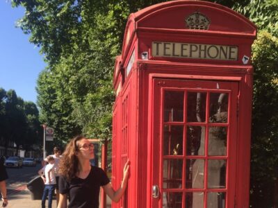 Isabella Ferreira está na Inglaterra para estudar na Universidade de Cambridge, a 80 quilômetros de Londres l Foto: Acervo pessoal