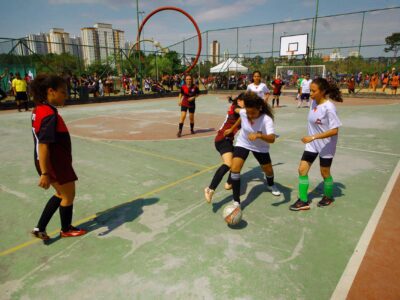 Futsal feminino foi uma das modalidades praticadas no primeiro dia de atividades do 6º Torneio da Etec de Esportes l Foto: Gastão Guedes