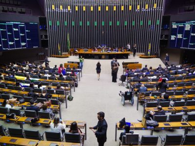 Jovens passaram uma semana em Brasília para vivenciar o trabalho dos parlamentares l Foto: Pablo Valadares/Câmara dos Deputados