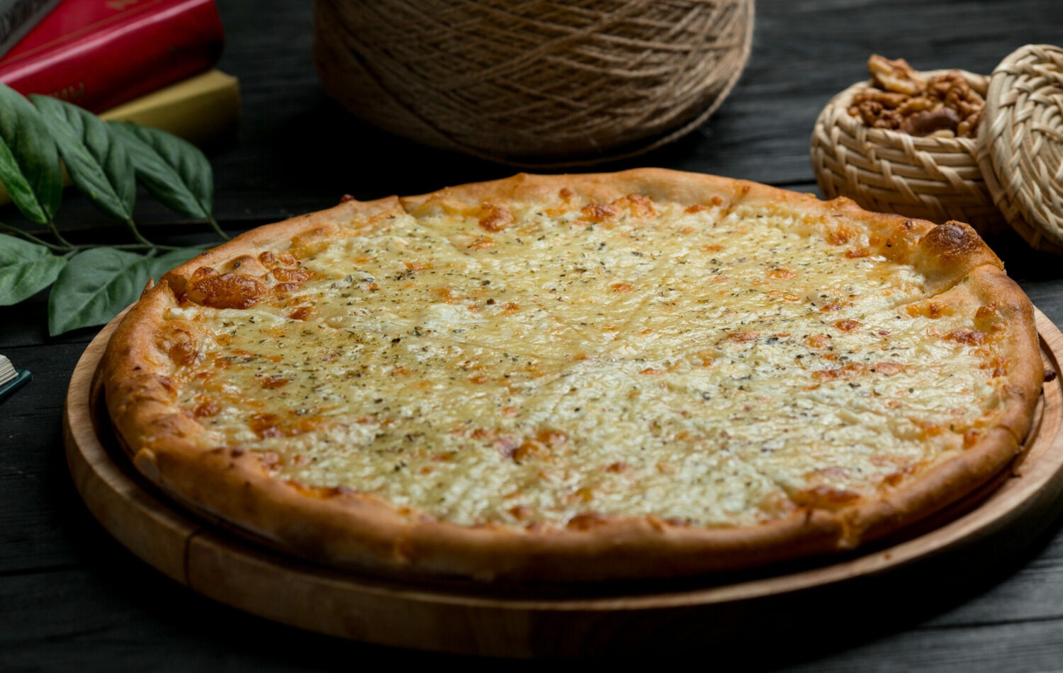 Popular entre os paulistanos, a pizza muçarela serviu de base para a criação do índice l Foto: Freepik/azerbaijan_stockers