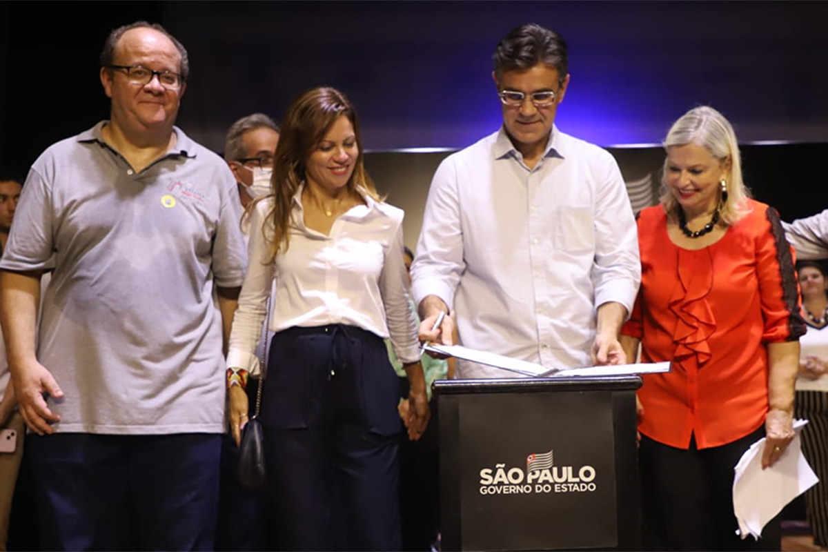 Vice-governador Rodrigo Garcia anuncia construção do novo bloco de laboratórios da Fatec Mogi Mirim | Foto: Governo SP
