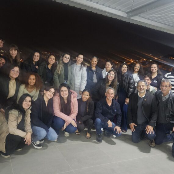 Grupo que participou da iniciativa desenvolveu o projeto ao longo de dois meses, nas aulas da disciplina de estudos de administração pública | Foto: Divulgação