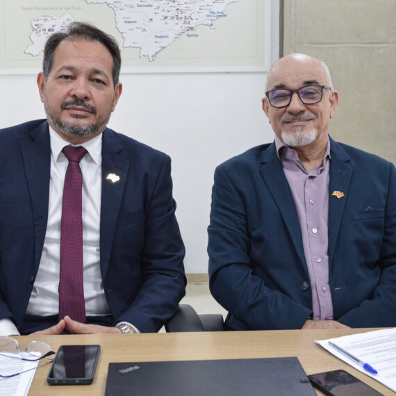 Souza (esq.) e Tomazela passam a integrar o Conselho Deliberativo do Paula Souza: trajetórias ligadas à educação | Foto: Roberto Sungi