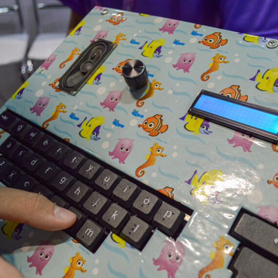 Teclado para pessoas com deficiência visual da Etec Albert Einstein venceu categoria “Tecnologia, inovação e robótica” l Foto: Roberto Sungi