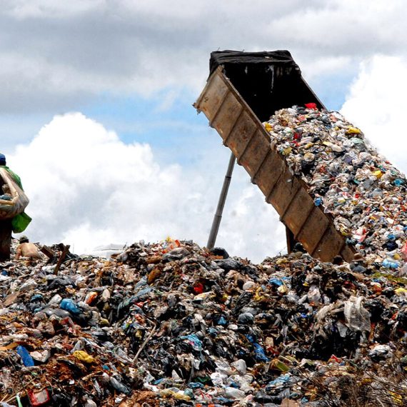 Desativado em 2018, o lixão da Cidade Estrutural (DF) foi considerado o maior da América Latina | Crédito: Agência Brasil