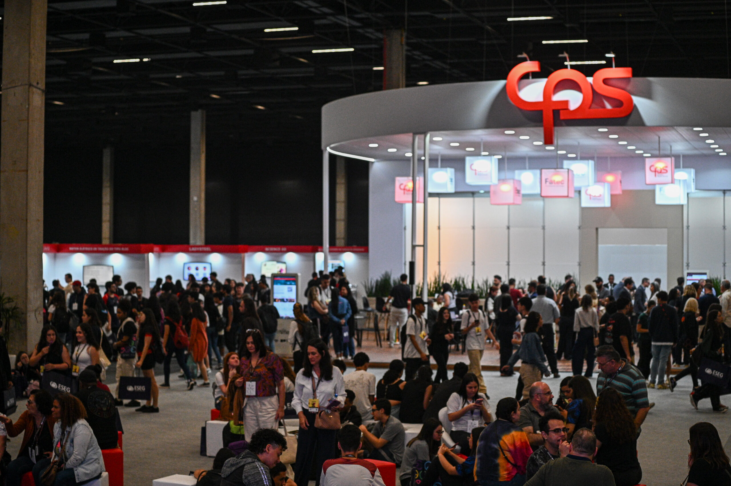 Feteps 2025 apresenta educação e inovação no Distrito Anhembi